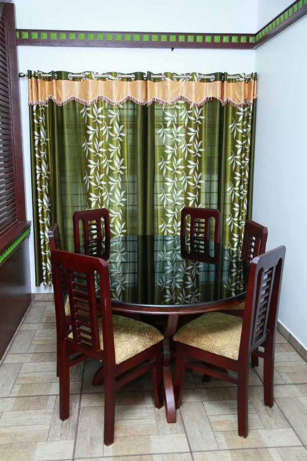 Sri Lakshmi Gardens Hotel Thekkady Kültér fotó