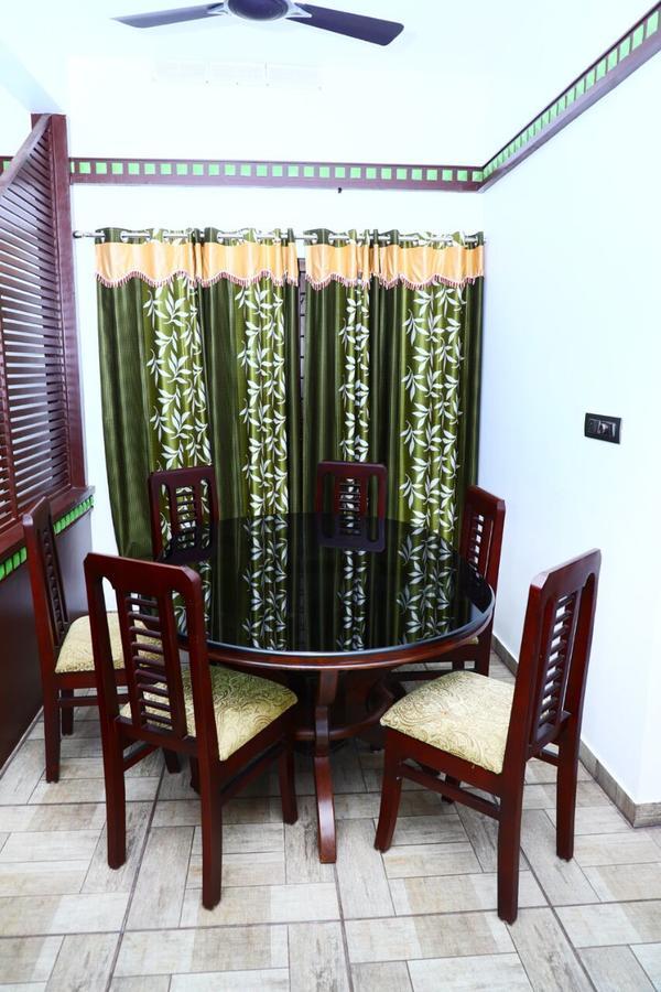 Sri Lakshmi Gardens Hotel Thekkady Kültér fotó